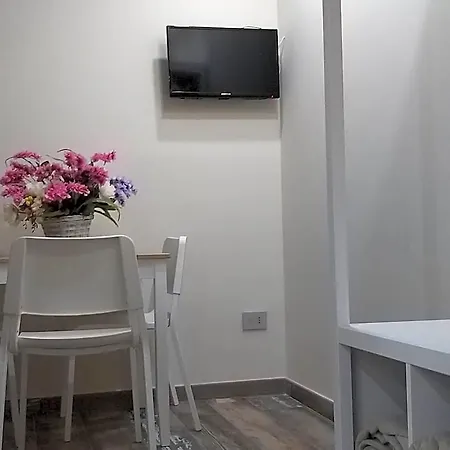 O' Scartellato מלון דירות 4*