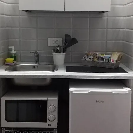 O' Scartellato 4* נאפולי