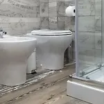 O' Scartellato Lägenhetshotell Neapel